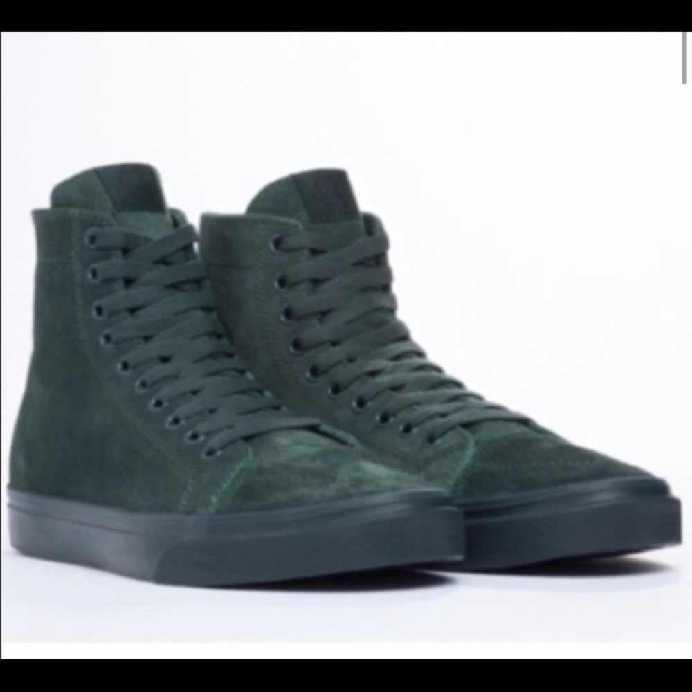 UNIF 101s Women Size 8.5